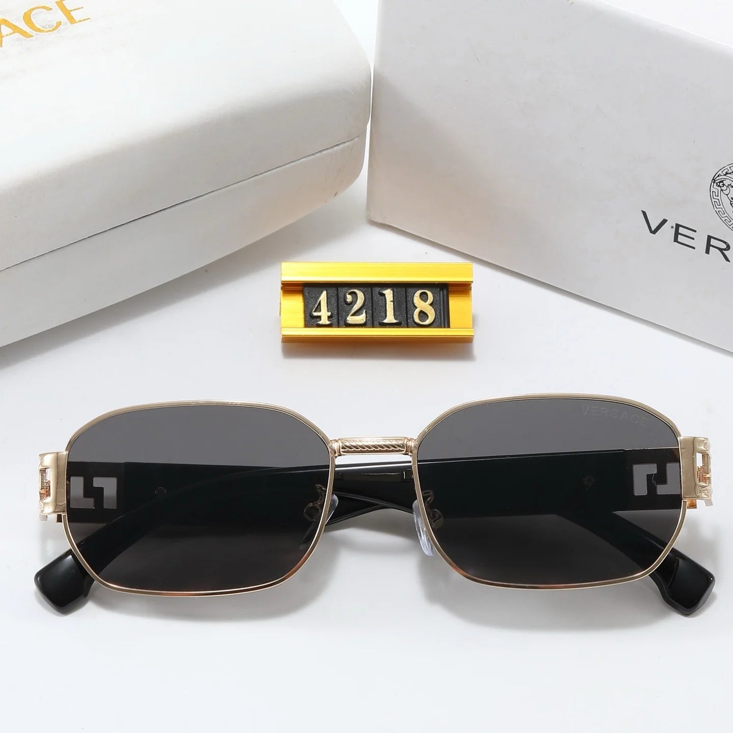Fashion hot 4 color sunglasses 4218